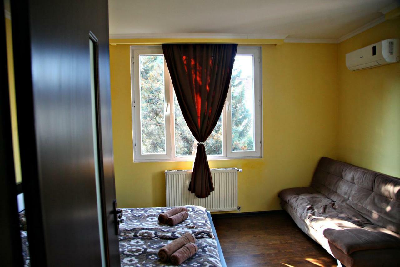 Guesthouse Different Tbilisi Exteriér fotografie