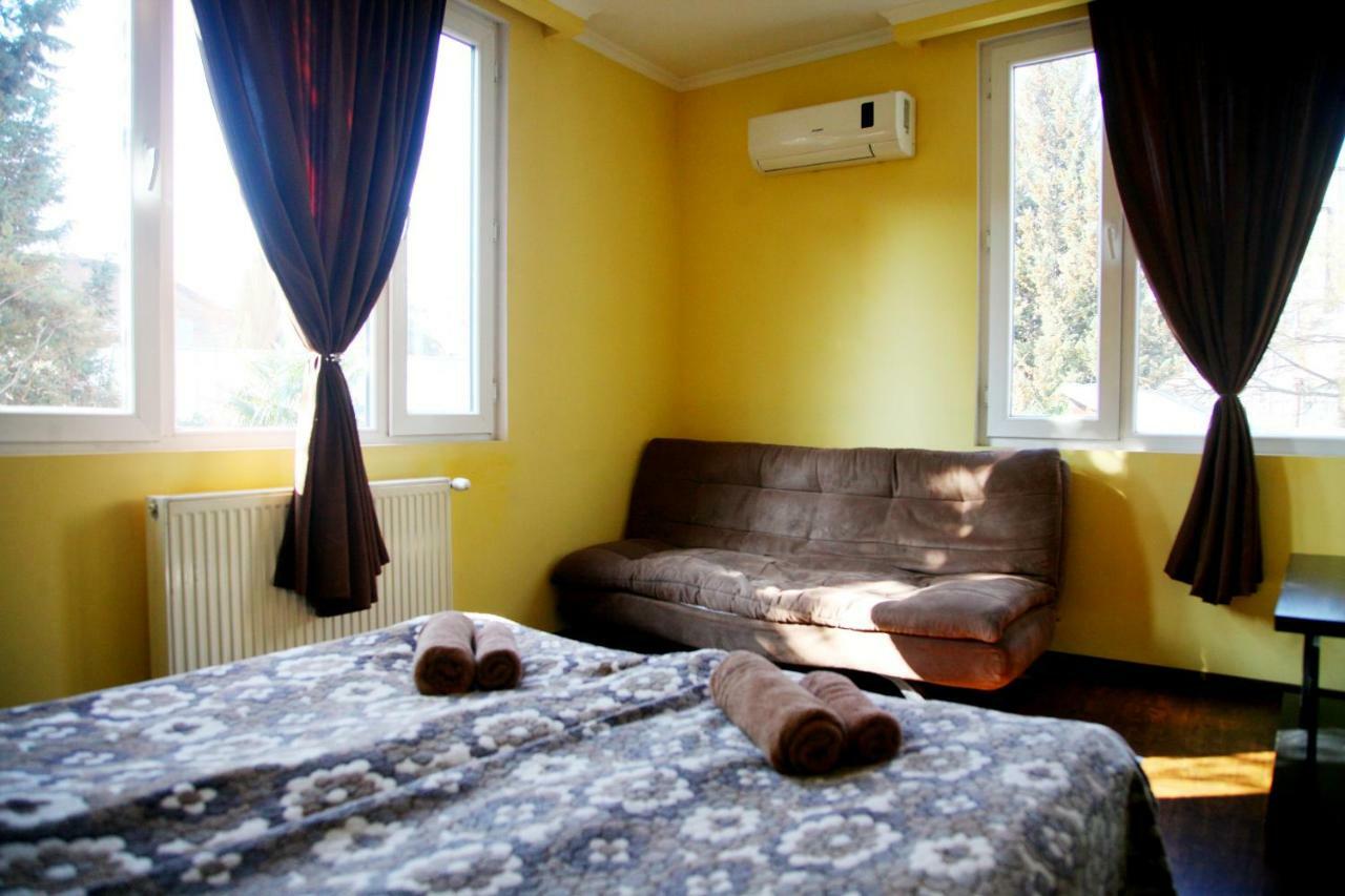 Guesthouse Different Tbilisi Exteriér fotografie