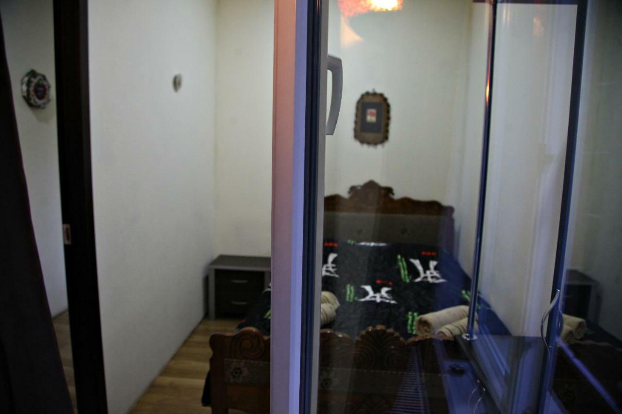 Guesthouse Different Tbilisi Exteriér fotografie