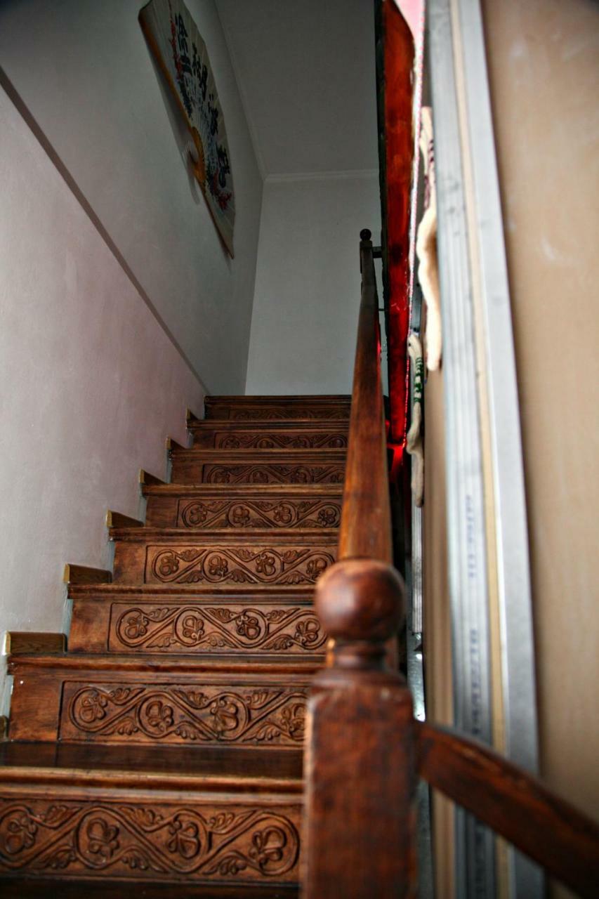 Guesthouse Different Tbilisi Exteriér fotografie